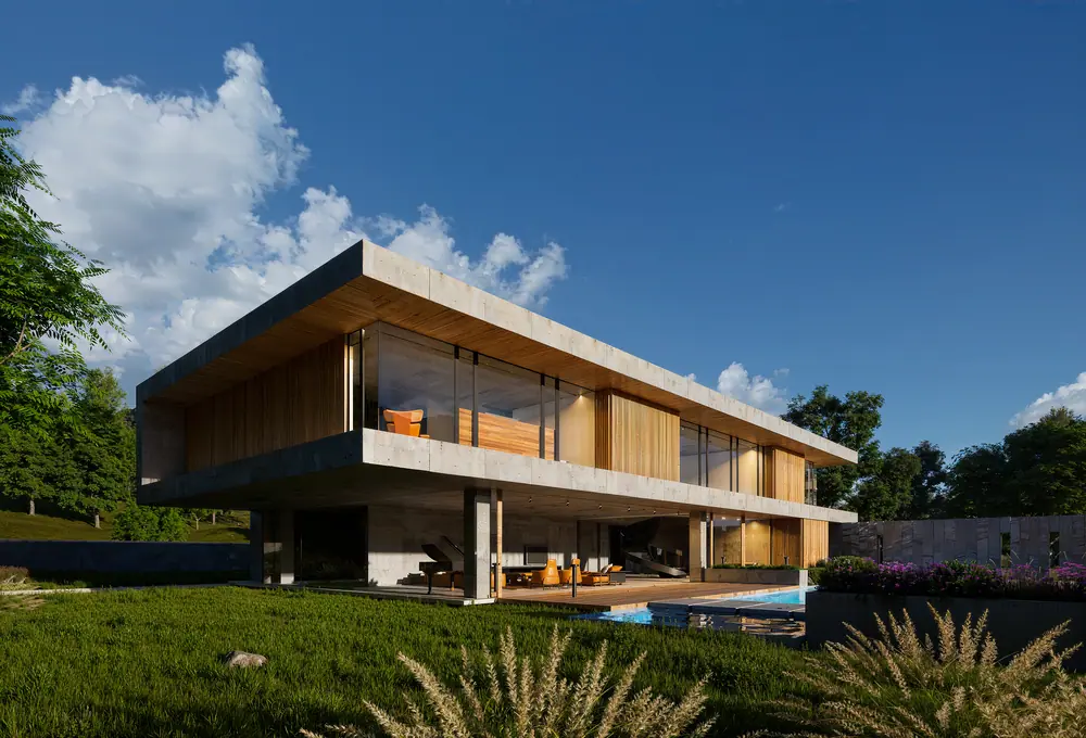 Casa horizontal na floresta, imagem 1